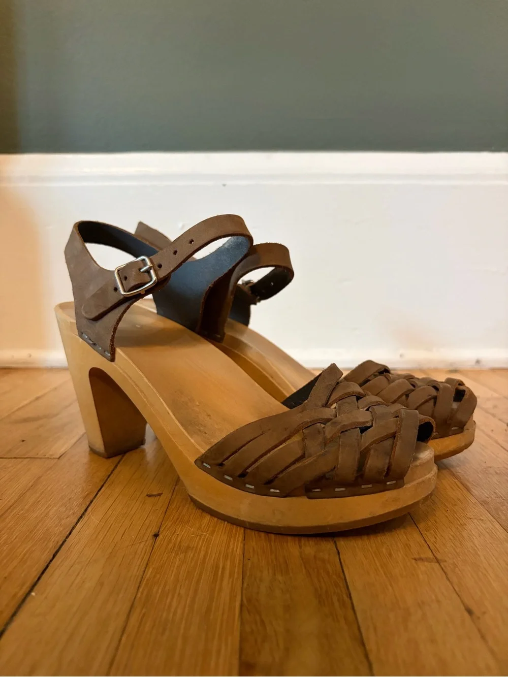 Swedish Hasbeens Braided Sky High size 38 Sandals